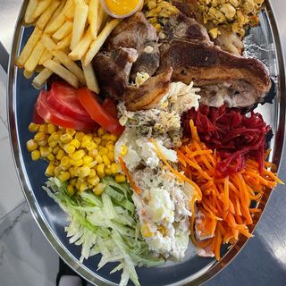 Plato Combinado De Costillas