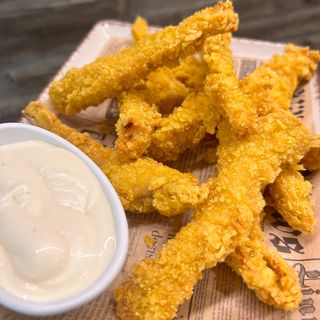 Пилешки филенца с корнфлейкс и чеснов сос 300г