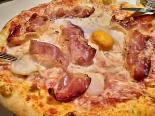 Tirolese - pizza intera