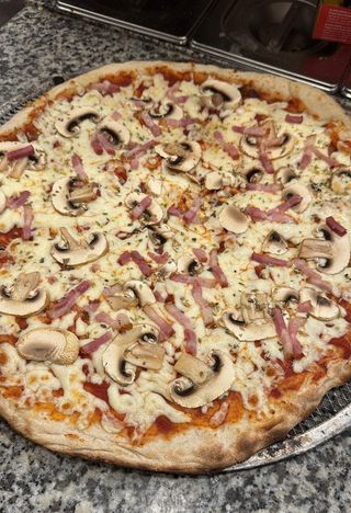 Pizza carbonara (34 cm.)