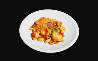 134. Pollo con mandorle