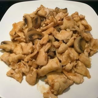 Pollo con Champiñón