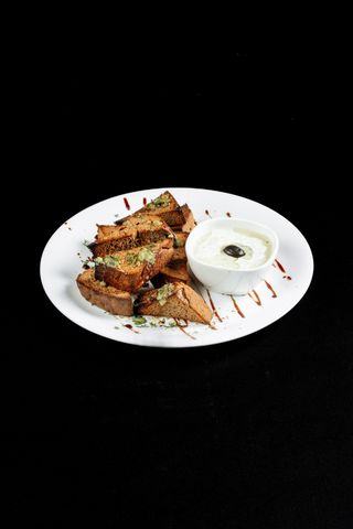 Грінки з соусом (250г)