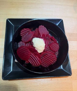Salata de sfecla rosie cu hrean
