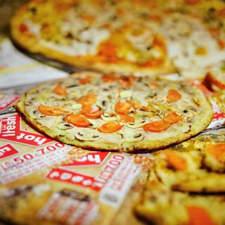 Піца Квантро з куркою510г