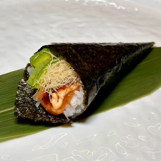 Temaki salmone tartare 