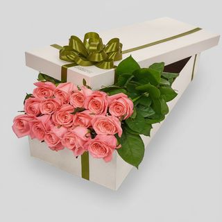 Квіти в коробці"15 рожевих троянд"