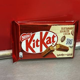 KIT KAT