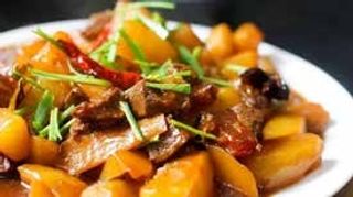 115. Manzo saltato con patate