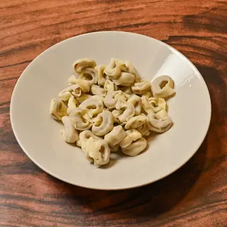 Tortellini carbonara
