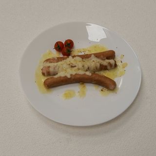 Parówki zapiekane z serem