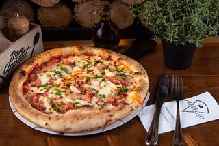 PIZZA PANCETTA E PROVOLONE 450G