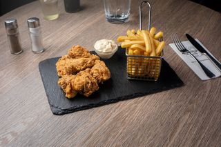 Meniu 5 aripioare de pui - D