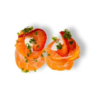 Gunkan Salmão e Morango