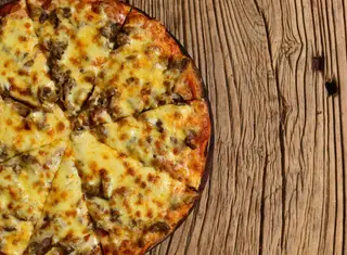 Funghi Pizza Large