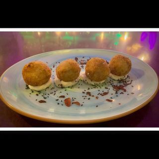 CROQUETAS DE CARRILLADA