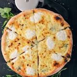 Pizza 4 Fromages