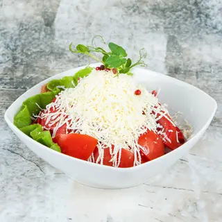 Salată de roșii cu telemea