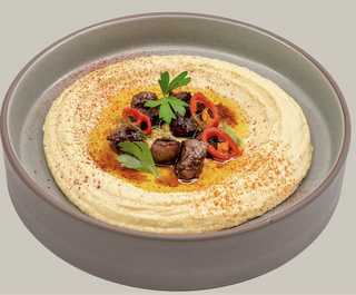 Hummus cu vită