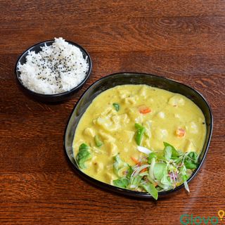 Kurczak w żółtym curry