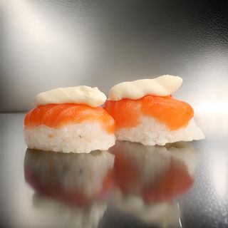Nigiri Saumon Cheese (2 Pcs)