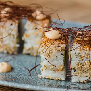 Uramaki Spicy Tuna Avocado (8 Uds.)