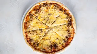  Пицца с фаршем (30 см.)/Pizza with minced meat (30 sm.)