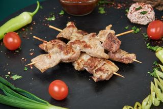 Svinjski ražnjić 1 kg