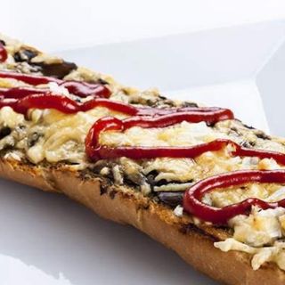 Zapiekanka z kebabem