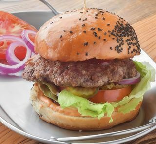 Burger Classic + Coca-Cola/Coca- Cola Zero 0,5l