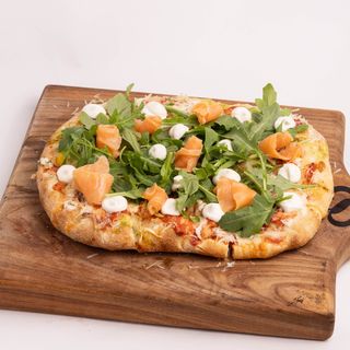 Пицца с семгой