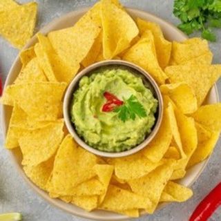Guacamole Nachos