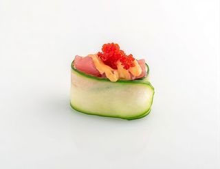 Gunkan De Gamba Y Pepino (1 Pza.)