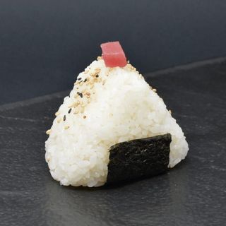 Onigiri tonno crudo 1 pezzo