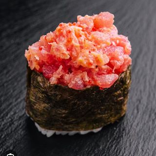 Salmon Gunkan 6 Peças