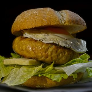 Hamburguesa de pollo de corral