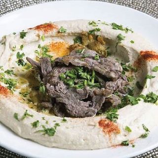 Hummus With Beef Shawarma