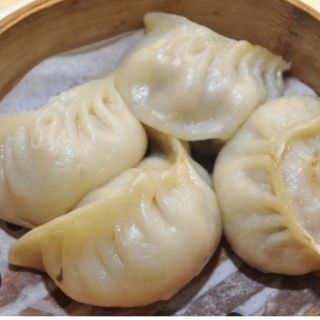 11 Ravioli con carne al vapore 4pz