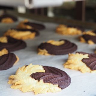 Abbracci di burro al cacao