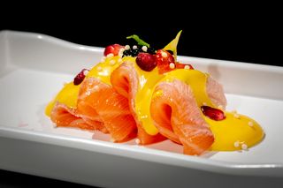 178. Carpaccio De Salmón Flameado (6 Uds.)