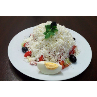 Овчарска салата (400г)