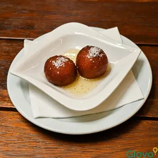 Gulab jamun ( 2 unidad) ( contiene gluten)