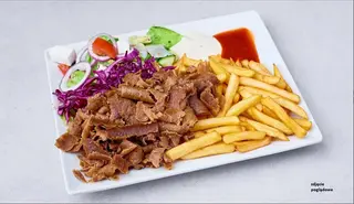 Kebab na talerzu duży