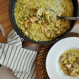 Курица в зеленом соусе