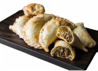 12 Empanadas