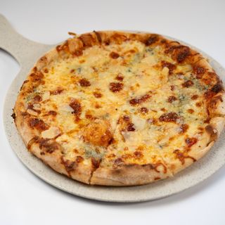 Pizza Quattro Formaggi Ø 28cm