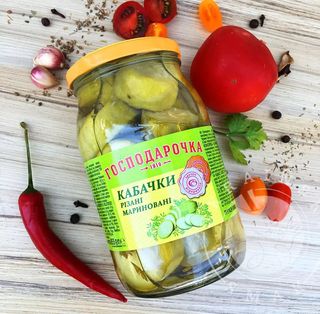 Cukinia krojona marynowana “Gospodaroczka” 660g