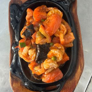 Camarão com Tomate