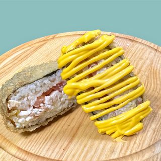 Суши бургер с курицей