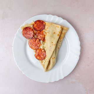 Palačinka sa kulenom, pavlakom i kačkavaljem